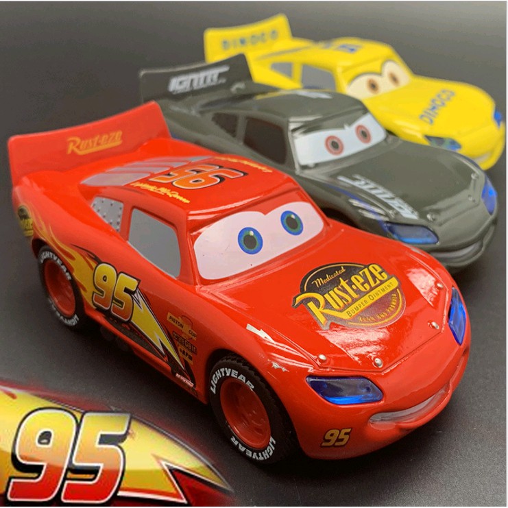 Mô hình xe ô tô Lightning MC Queen car 3 có nhạc và đèn đồ chơi trẻ em tỉ lệ 1:32