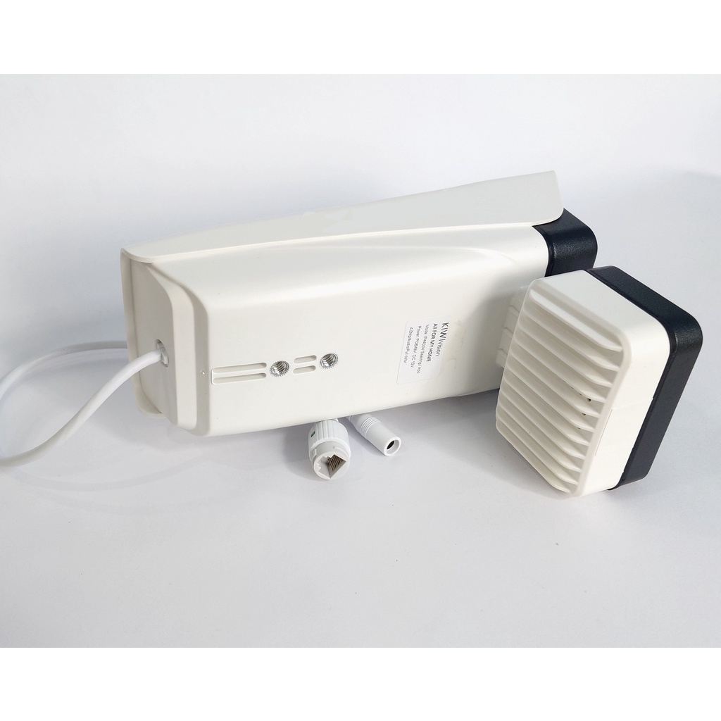 Camera IP POE Seetong IP4400K, Topsee 4.0 Mp, màu led đêm, hồng ngoại 50m, thoại 2 chiều