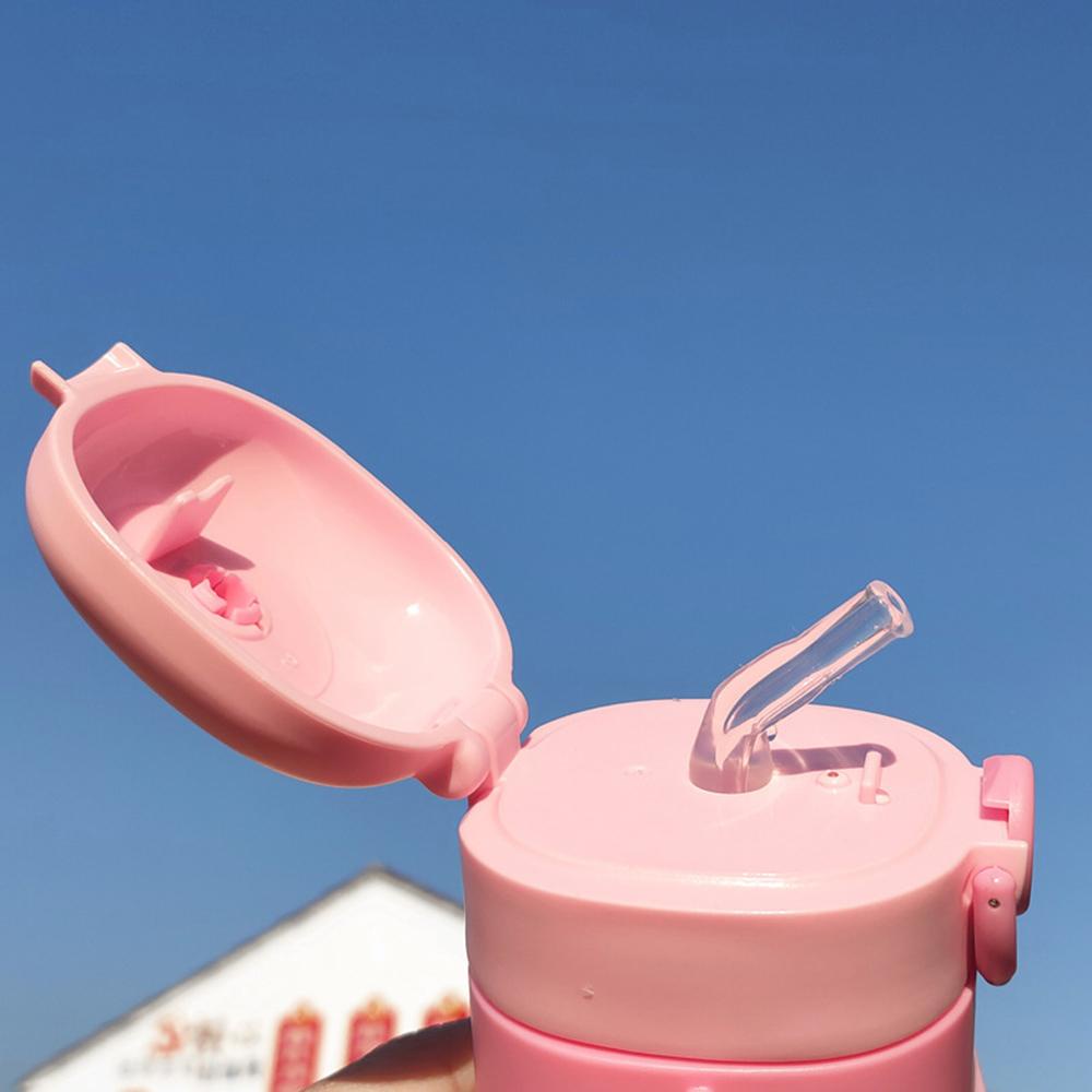 Bình Đựng Nước Bằng Nhựa Chống Tràn Chống Rơi Họa Tiết Hoạt Hình Dễ Thương Cho Bé