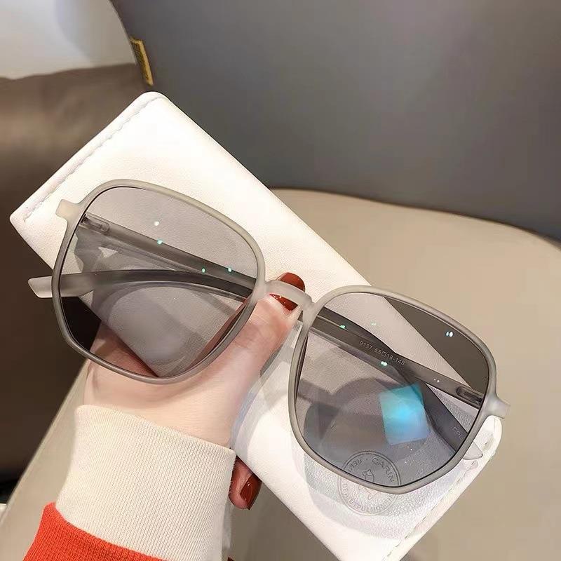 kính đổi màu+kính cận có độ 1.0~4.0，Kính Chống Ánh Sáng Xanh Chống Ánh Sáng Xanh Có Thể Thay Đổi Màu Sắc Theo Nhiệt Độ Cho Nữ，kính thời trang nữ gọng to cận vuông