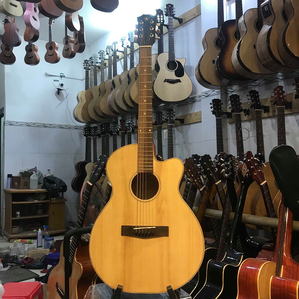 Đàn guitar có ty Giá rẻ Vô Địch Guitar có ty cho người mới chơi