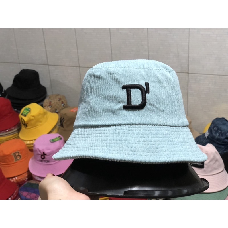 NÓN BUCKET THỜI TRANG NHUNG GÂN THÊU LOGO CHỮ D