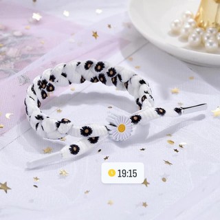 VÒNG TAY THẮT INS HOA CÚC - DALA STORE CASE