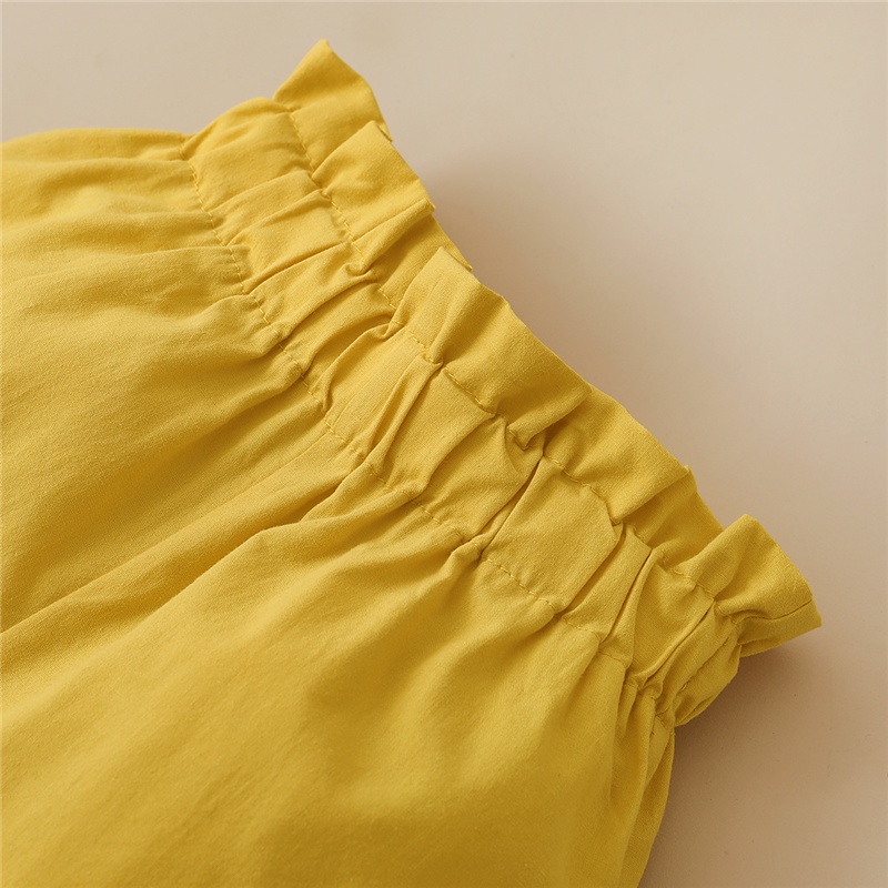 Set đồ 2 mảnh Mikrdoo gồm áo hai dây in hình hoa + quần short màu vàng phong cách mùa hè thời trang cho bé gái