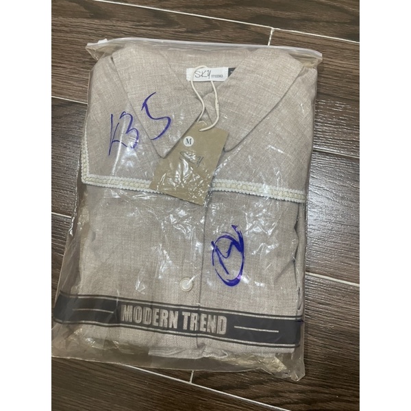 Set áo váy dài tay Loan Lâm