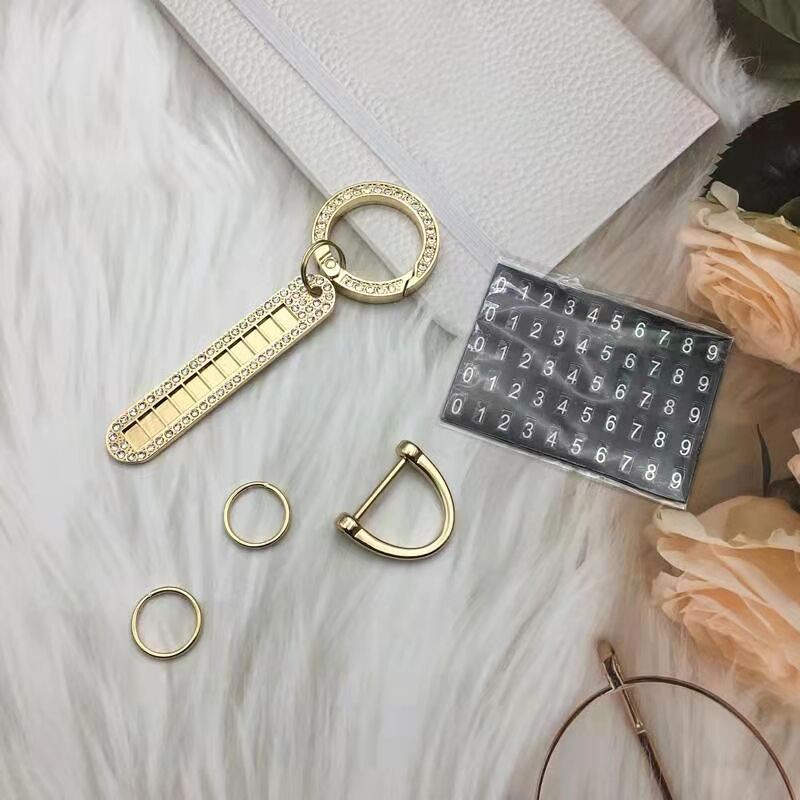 1 Cái / 2021 Móc Chìa Khóa Xe Hơi Dạng Tròn Đính Kim Cương Màu Mới Chống Mất Số Điện Thoại