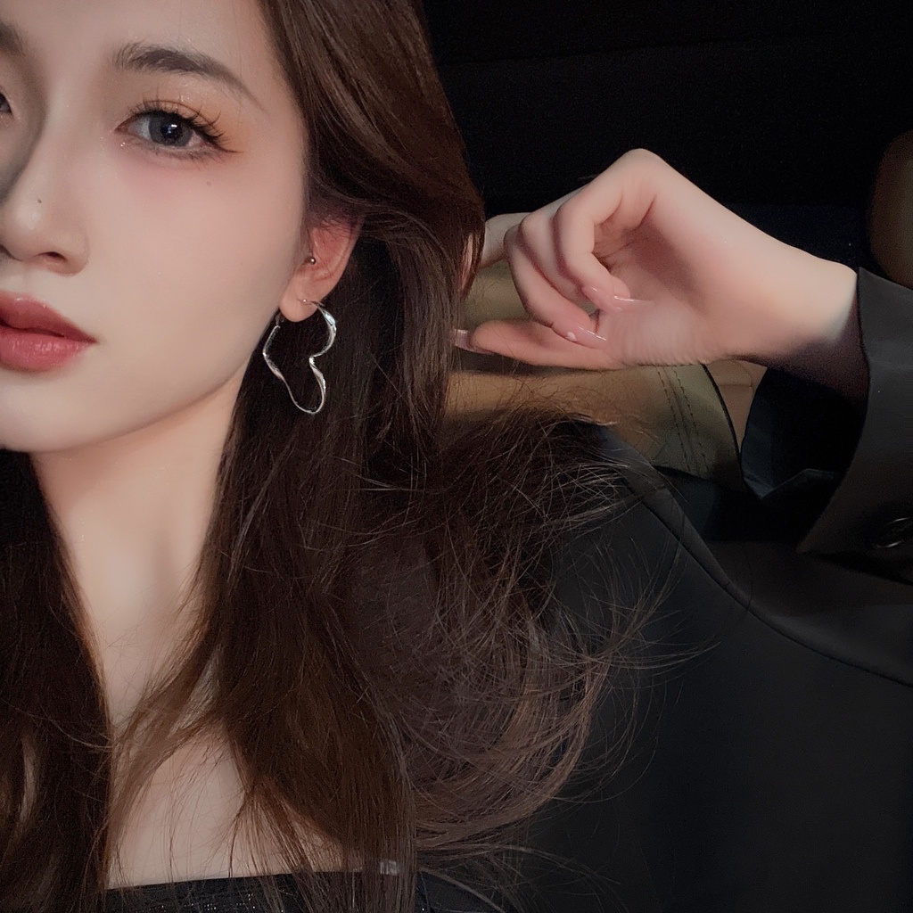 Khuyên Tai Hình Trái Tim Đơn Giản Thời Trang Hàn Quốc