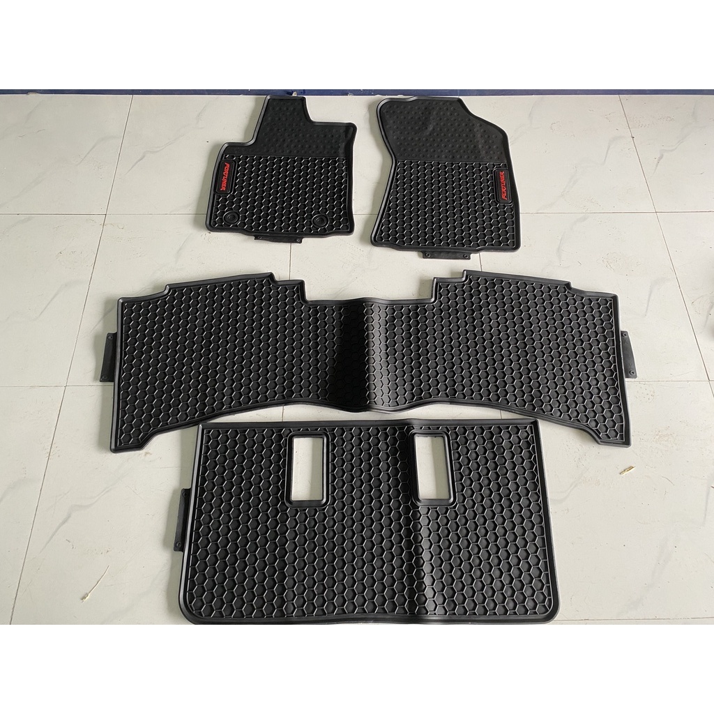 Thảm lót sàn cao su xe Toyota Fortuner 2007 đến 2022 - 3 hàng ghế, sàn cao su đúc ko mùi