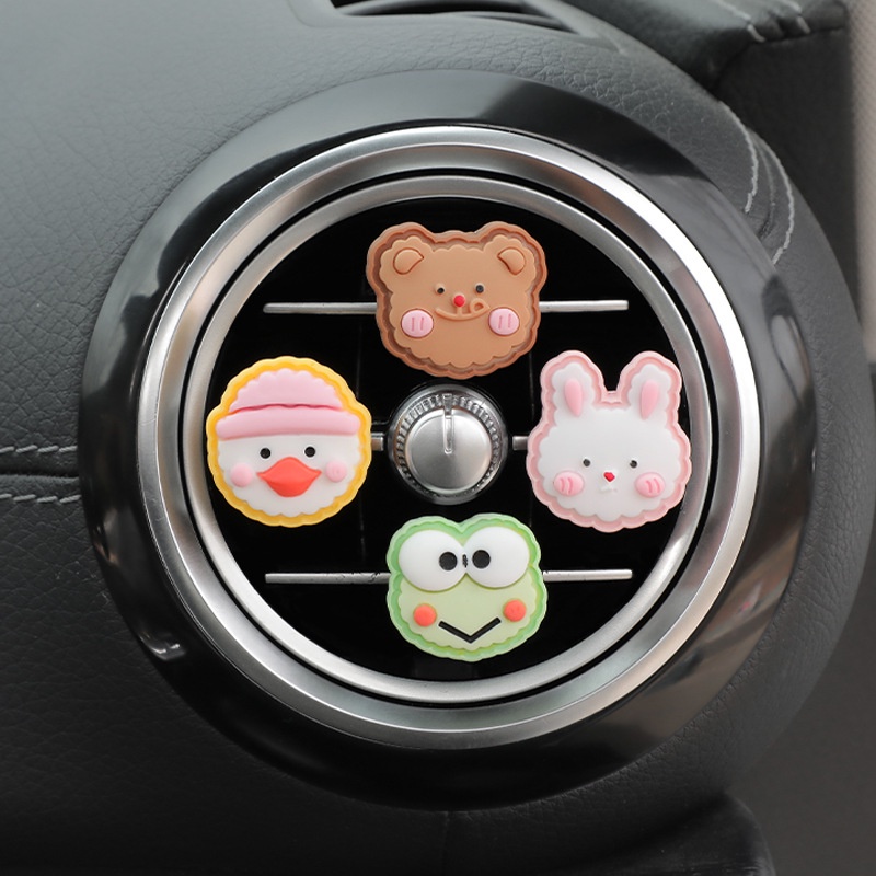 Kẹp Khuếch Tán Nước Hoa Gắn Điều Hòa Xe Hơi Tiện Dụng