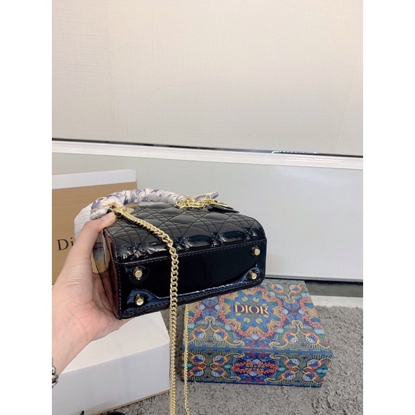 Túi xách Diỏr lady sz 17 chất da bò sẵn ship