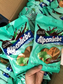 Kẹo Alpenliebe Hương Bạc Hà Nhân Sôcla 25 viên/gói