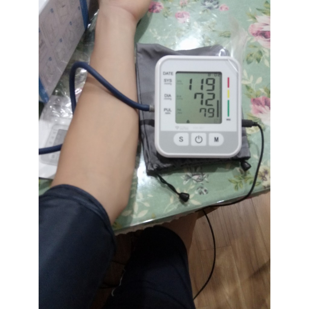 Máy đo huyết áp bắp tay Electronic Intellisense công nghệ Nhật Bản - Phát hiện rối loạn nhịp tim