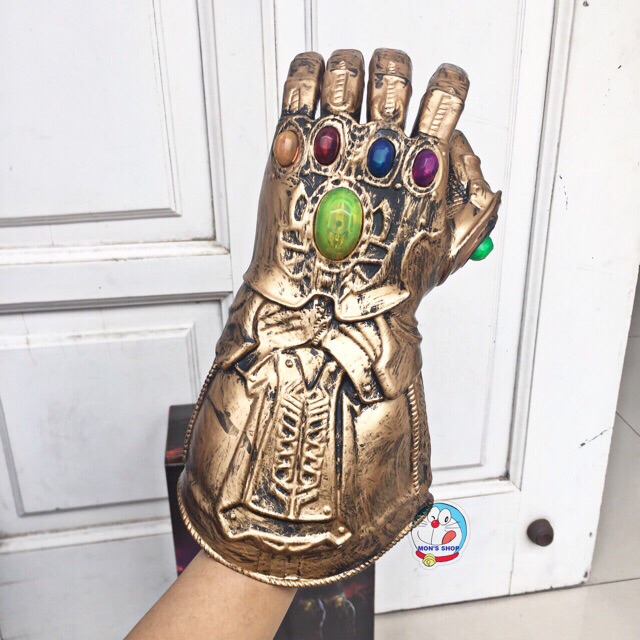 Găng tay vô cực - Găng tay Thanos dùng pin có âm thanh, ánh sáng