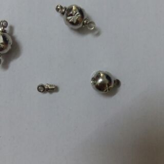 Chốt inox dạng vặn hình tròn