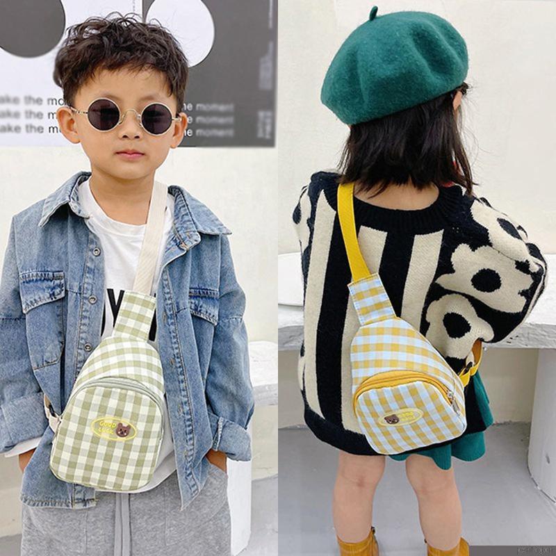 Túi xách đeo chéo ngực in kẻ sọc caro chỉnh được cho trẻ em
