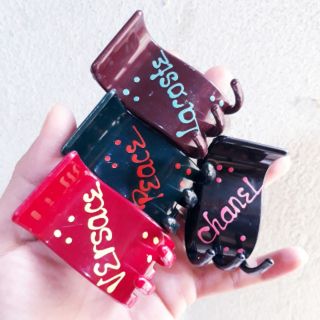 Kẹp tóc 5 răng bóng in chữ