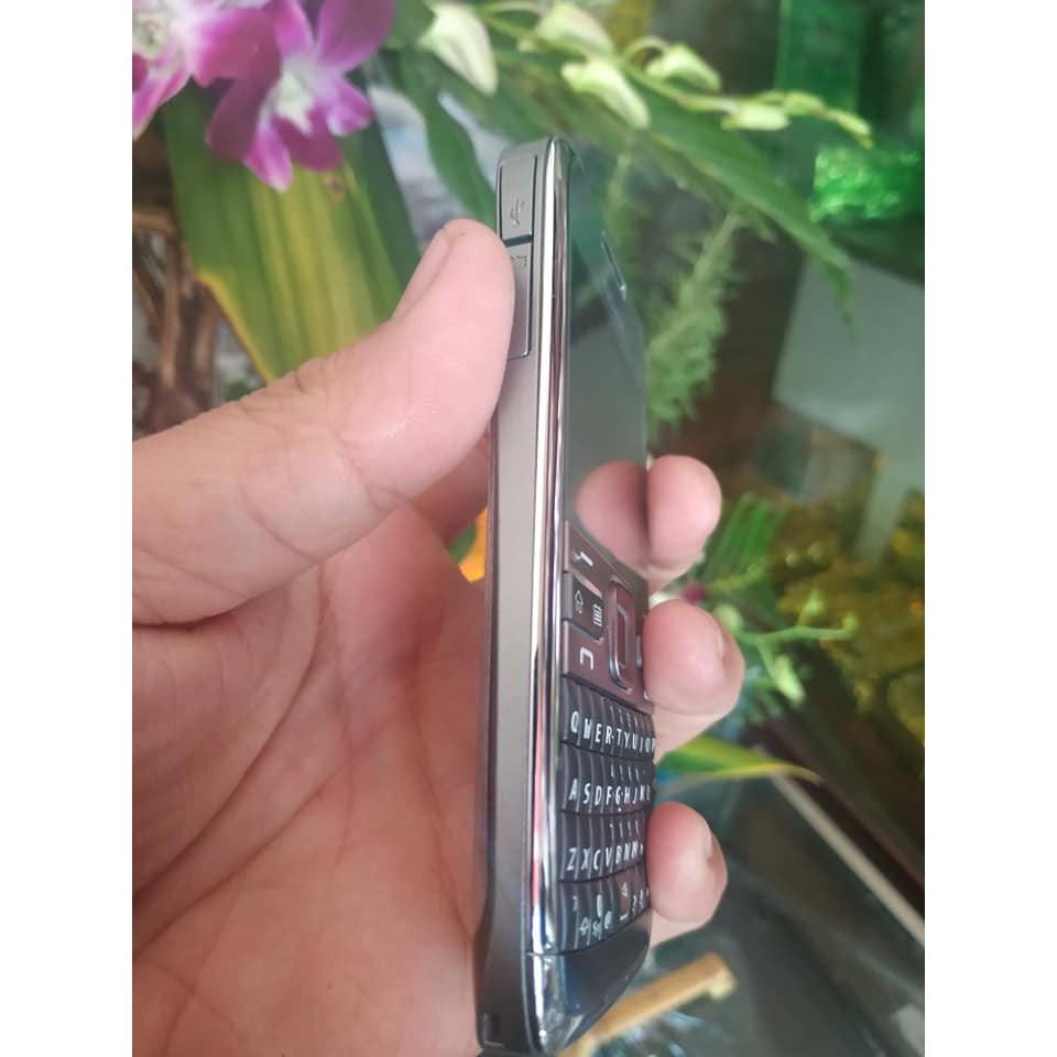 Điện thoại Nokia E72 Zin nguyên cây