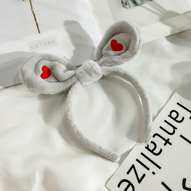 CÀI TÓC TAI THỎ TRÁI TIM CHO BẠN GÁI CUTE HOT