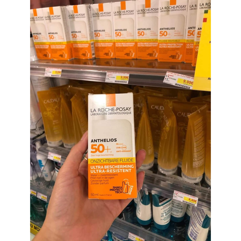 Kem chống nắng dạng sữa lỏng nhẹ không nhờn rít La Roche-Posay Anthelios Shaka Fluid SPF 50+ | BigBuy360 - bigbuy360.vn