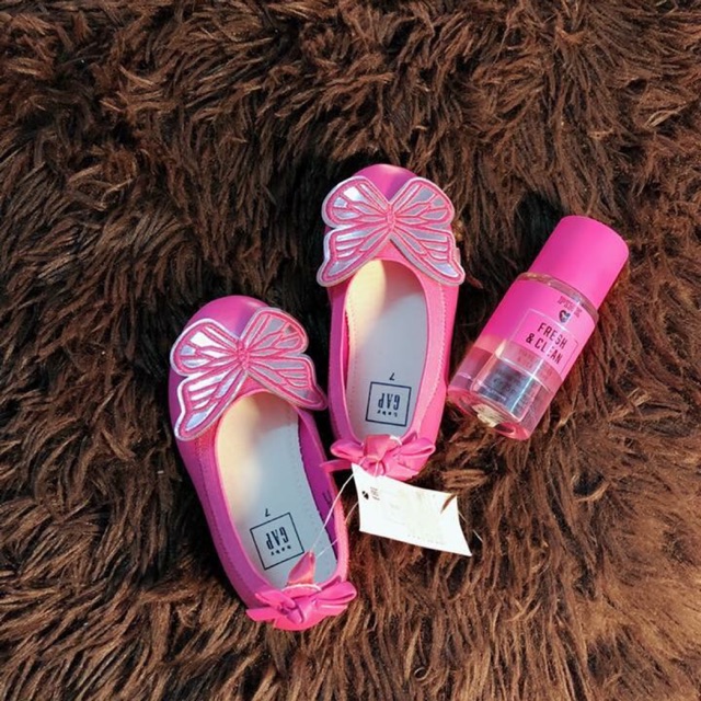 Giầy gap authentic sale rẻ