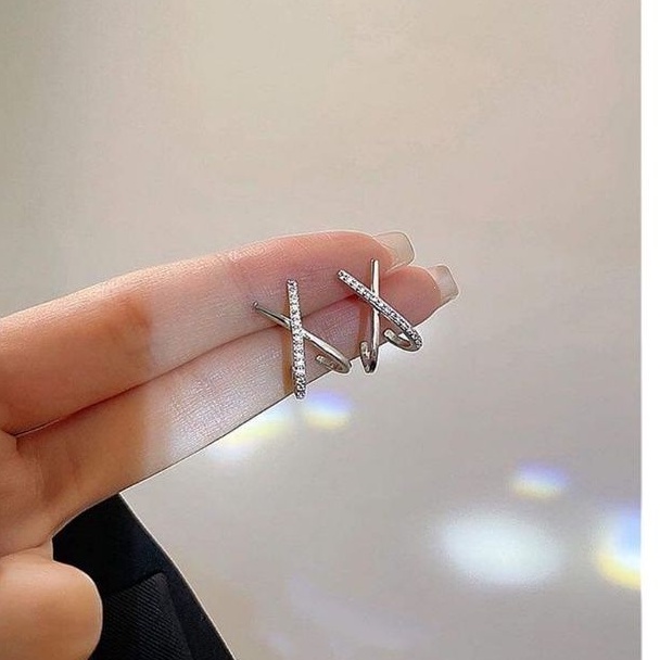 Khuyên tai bạc khuyên chữ X mẫu basic chân ôm tai cá tính