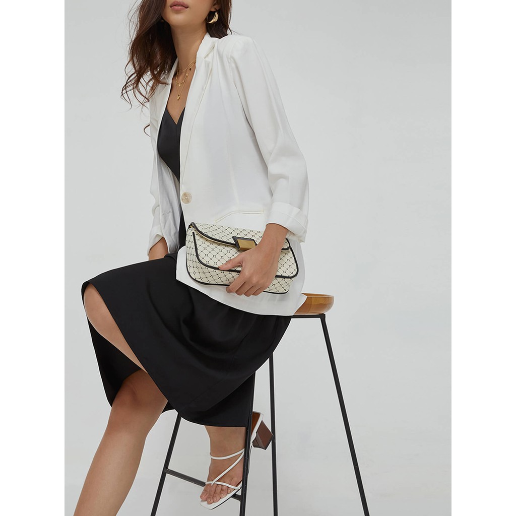 Đầm dáng suông nữ YV LE &amp; CO vải satin màu đen hiện đại