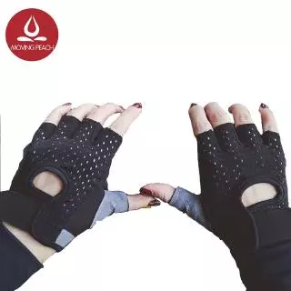 MOVING PEACH Đôi găng tay thể thao chống trượt tập gym