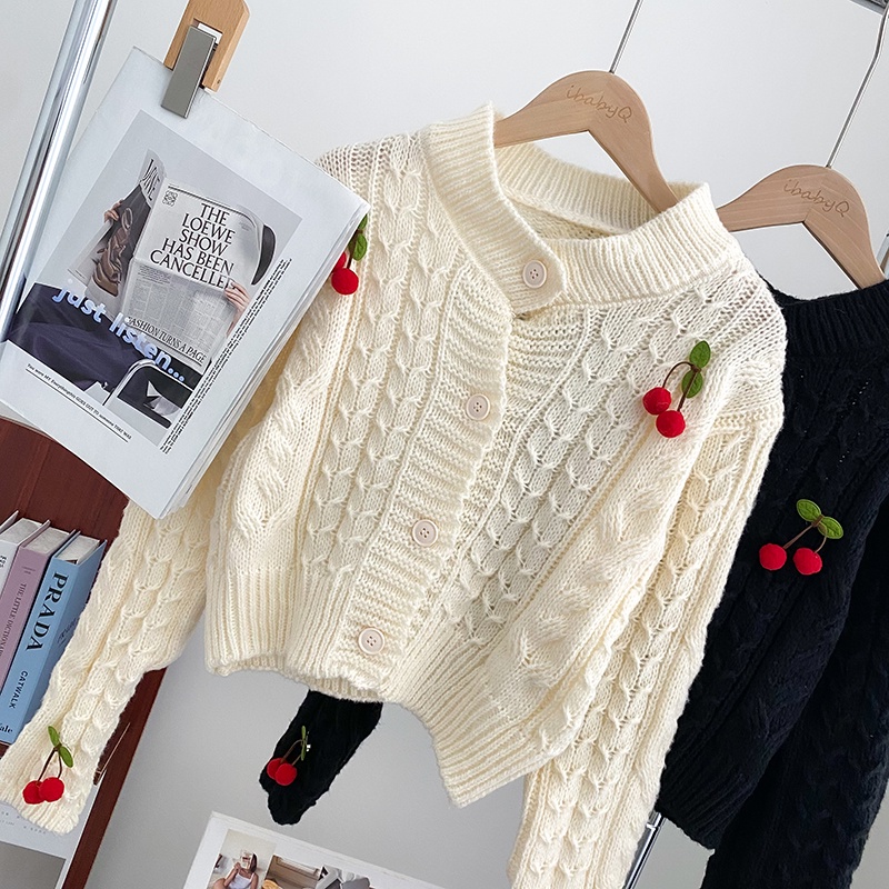 Set áo khoác cardigan kèm áo hai dây đính quả cherry Thucucstore Áo cardigan len hàng Quảng Châu loại 1