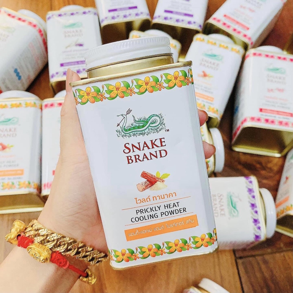 Phấn lạnh kiềm dầu Snake Brand Prickly Heat Thái Lan 140G