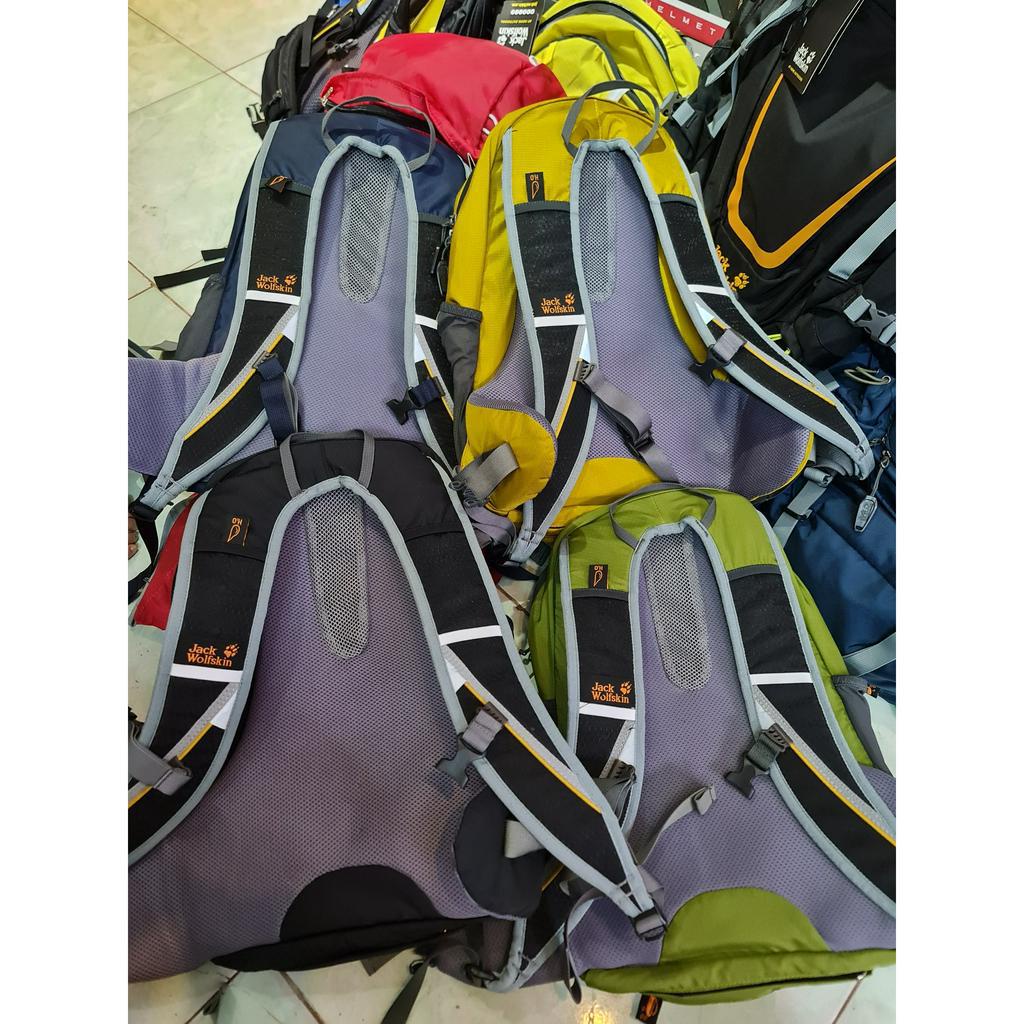 Balo leo núi,du lịch chính hãng Jack Wolfskin 12 lít màu xanh lá