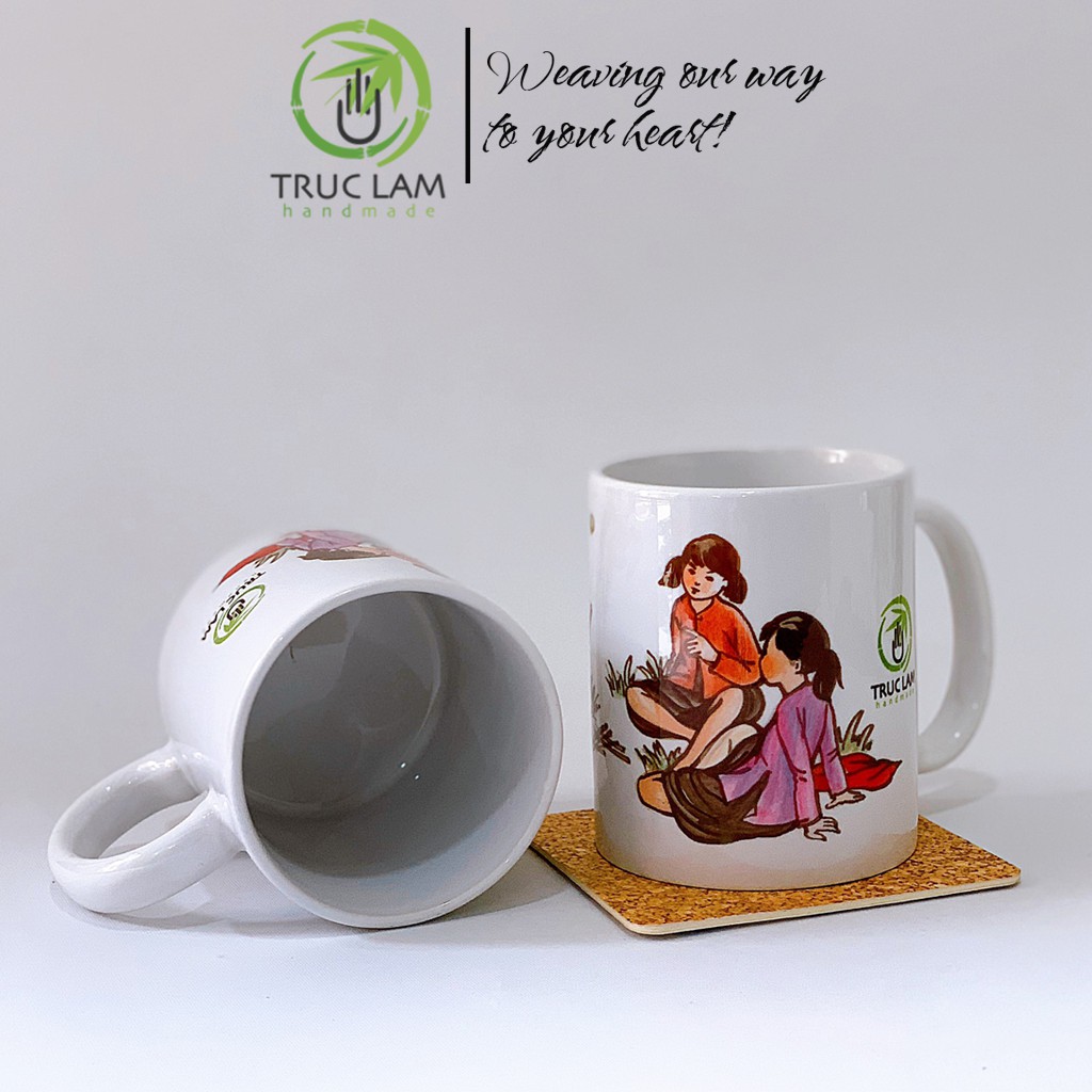 Cốc Uống Nước Có Quai Cầm Chất Liệu Sứ Bát Tràng In Hình Trò Chơi Dân Gian - Chơi Chuyền - Trúc Lâm Handmade