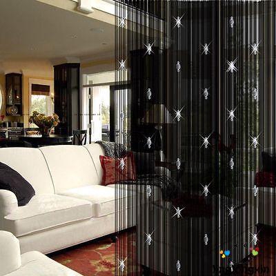 Rèm cửa sổ dạng dây tua rua độc đáo