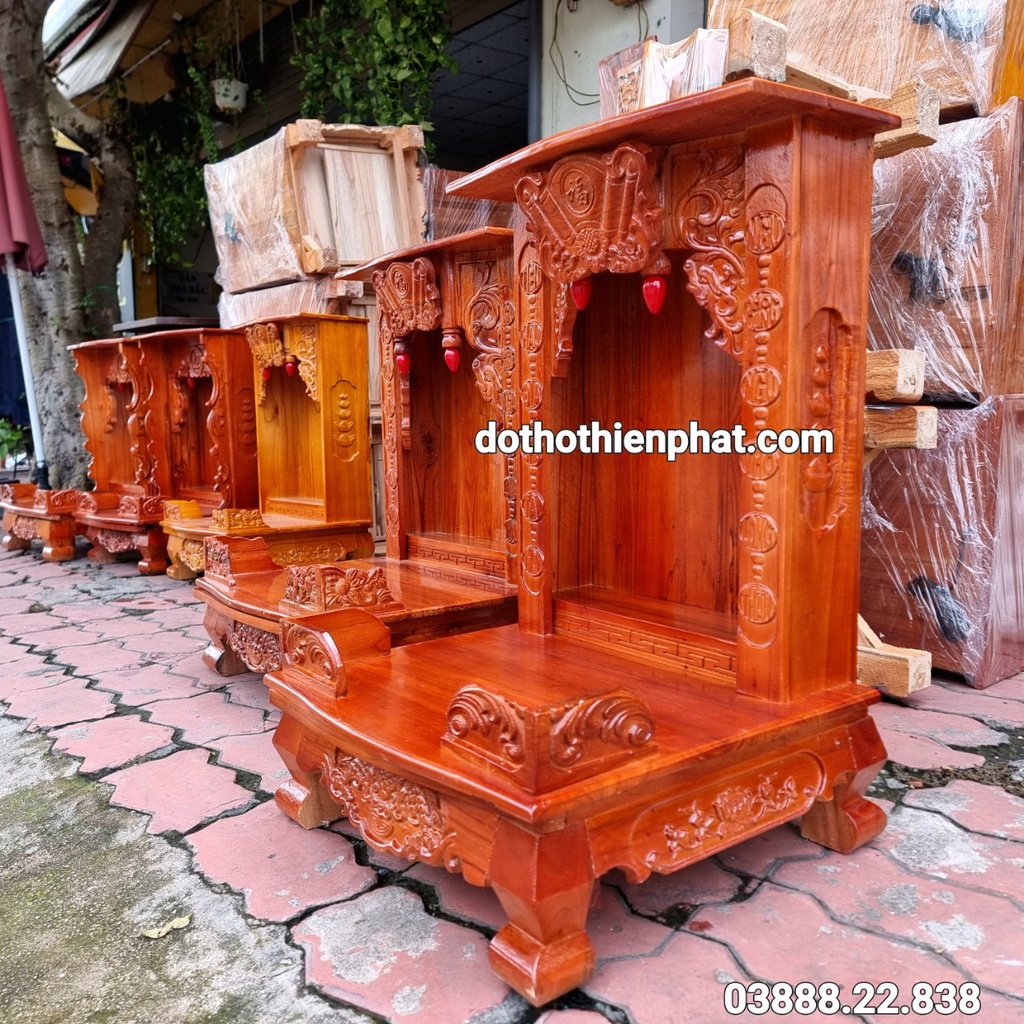 Bàn thờ thần tài ông địa gỗ xoan ngang 42cm chân quỳ kèm đôn gỗ mẫu mới