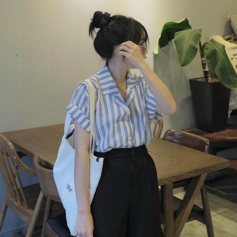 Áo Sơ Mi Nữ, Áo Cổ Vest Kẻ Sọc To Cộc Tay Style Hàn Quốc(Hàng Sẵn)