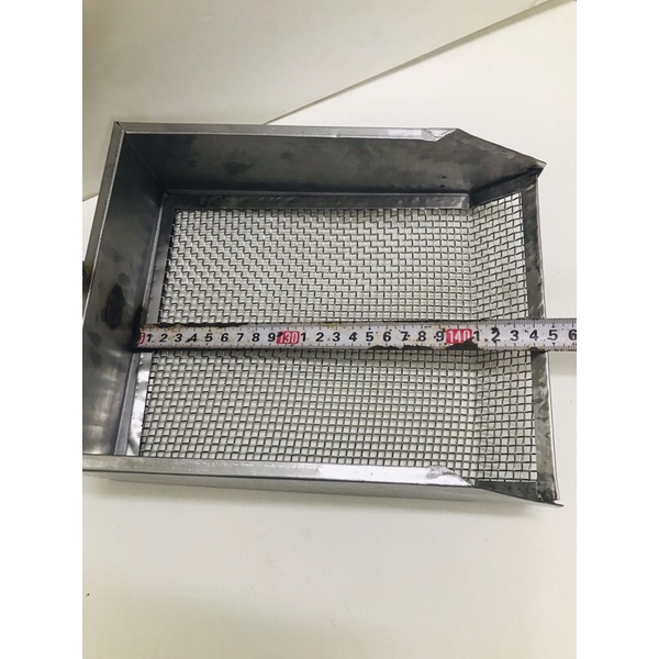 Sàng lọc cát, thóc cho gà chim ăn dễ dàng chất liệu inox cứng nặng chắc tay 520g