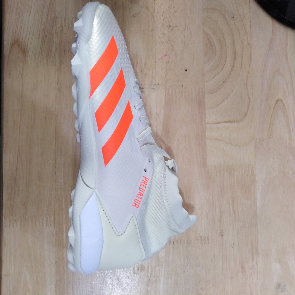 Giày Đá Bóng Predator