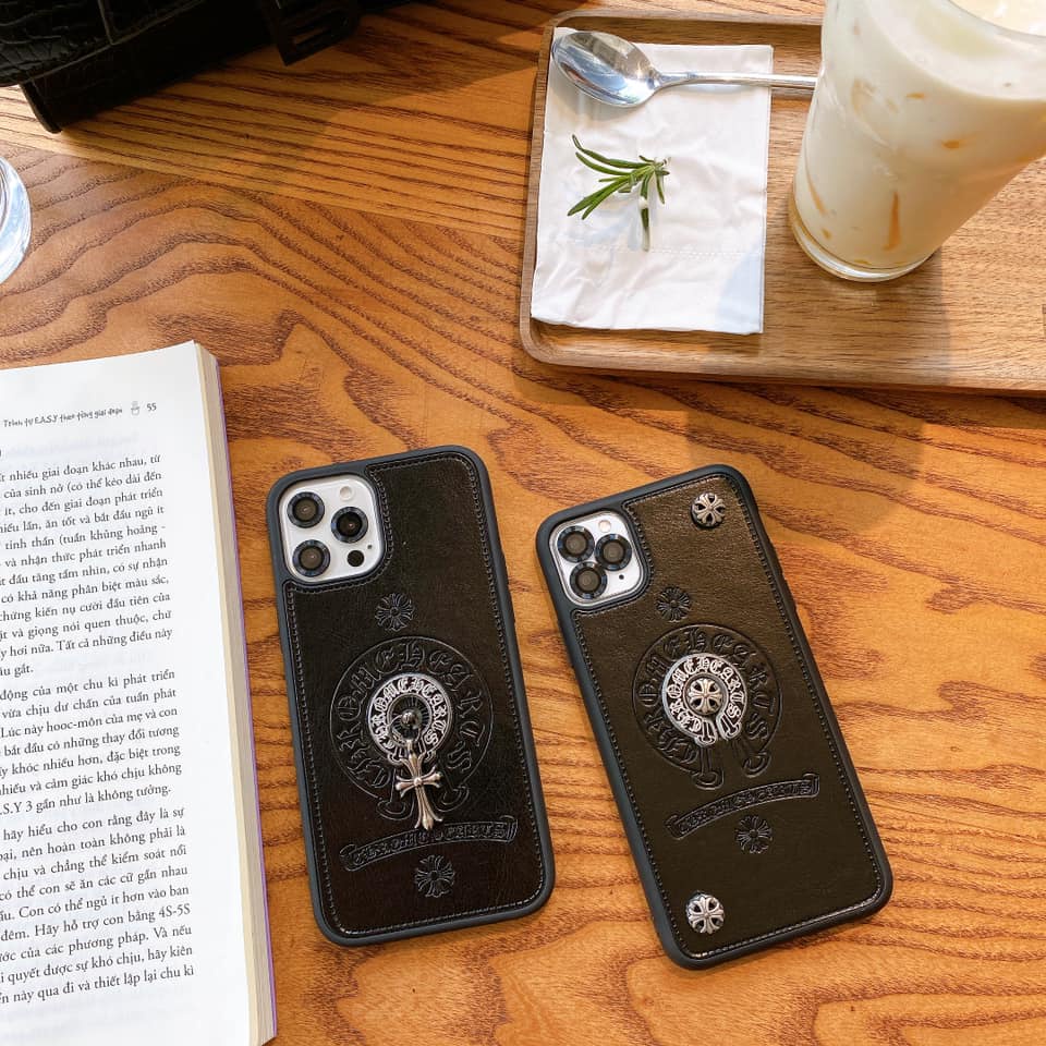 Ốp lưng iphone CHOR ME HEART DA ĐEN LOGO 7plus/8/8plus/x/xs/xs max/11/11 pro/11 promax/12promax,Anh Ga Case