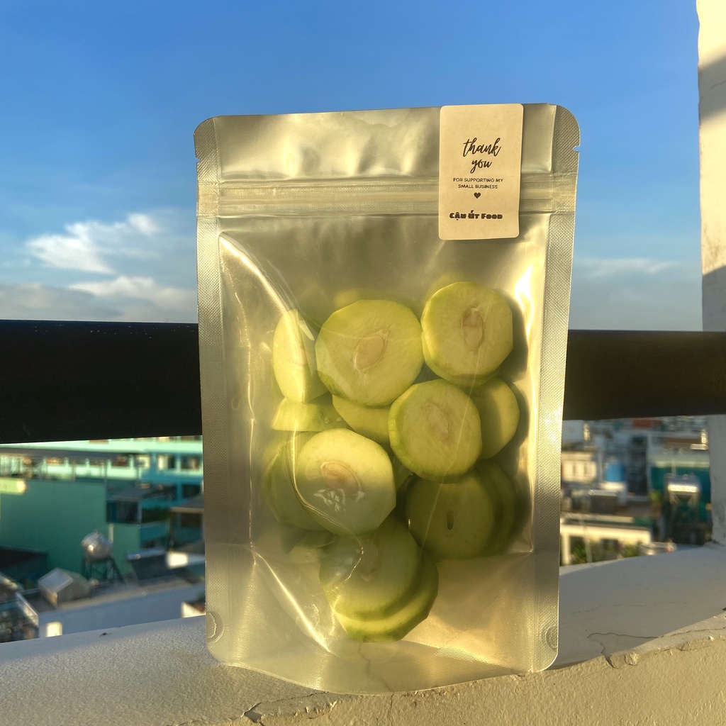 Xoài Non Gọt Sẵn Tặng kèm Mắm ruốc xào hoặc Muối Sấy