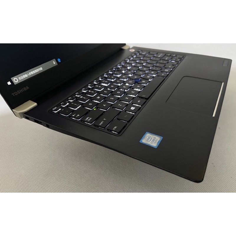 Laptop Toshiba Portege X30 nặng 1kg pin 6 7h  i5-7200u Ram 4GB SSD 128GB màn 13,3 FHD IPS - Bảo hành 6 tháng