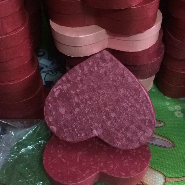 Sỉ hộp tim giấy gấm size 17cm