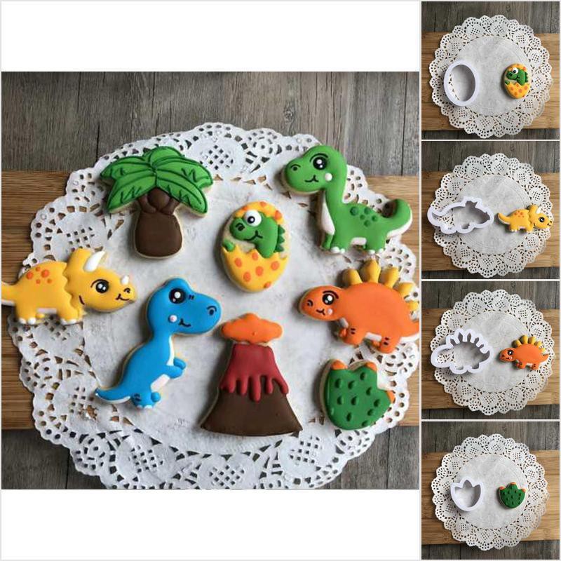 Set 8 Khuôn Nhựa Tạo Hình Khủng Long Độc Đáo Chuyên Dụng Làm Bánh Trang Trí