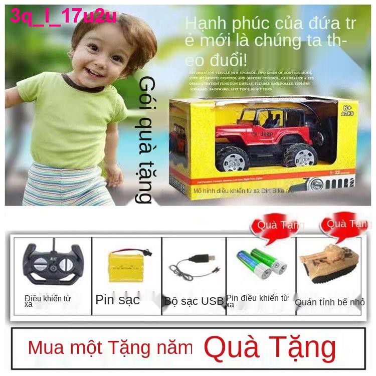 xe điều khiển từ xanhạc cậu bé siêu lớn ô tô điều khiển từ xa xe địa hình leo núi sạc cho trẻ em đồ chơi tải đua