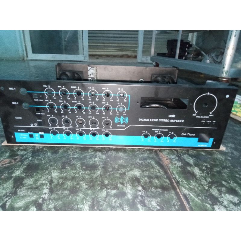 Bộ vỏ Ampli mặt có lỗ Bluetooth 2 quạt
