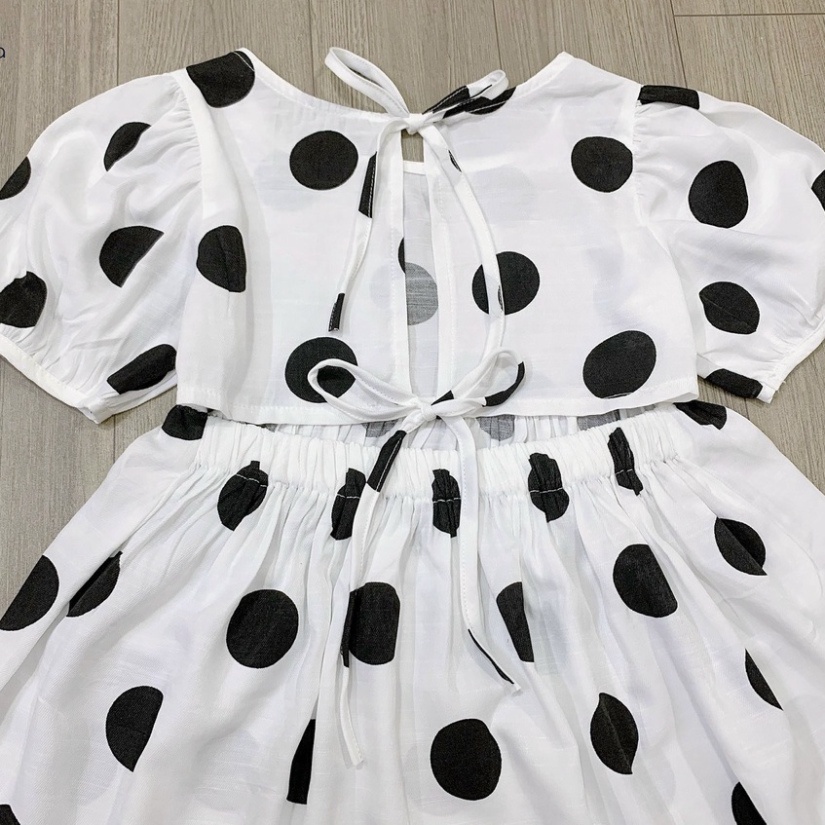 Đầm Công Chúa Tay Phồng Họa Tiết Chấm Bi Hở Lưng Dành Cho Bé Gái HOT