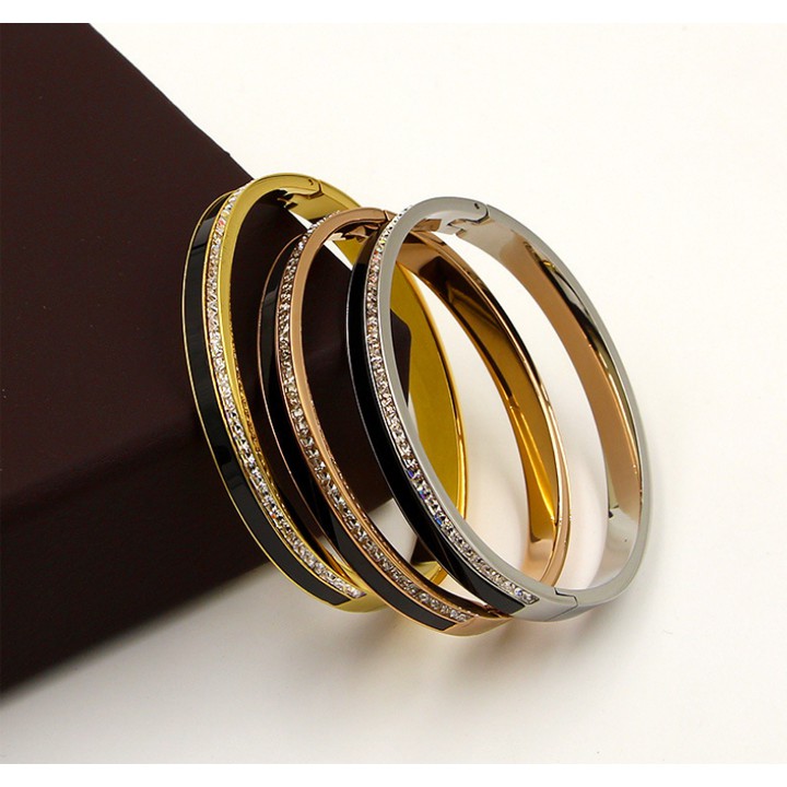 Vòng tay nữ titan cao cấp 1 hàng đá trắng kết hợp 1 hàng đen siêu đẹp, bền màu, hợp thời trang