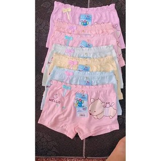 Quần chip đùi của bé gái