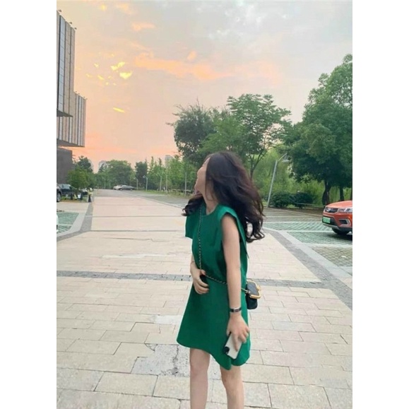 Váy suông tay hến màu rêu
