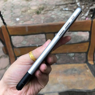 Miếng Dán Skin Full kiểu dán 2G phối đen cho iPhone