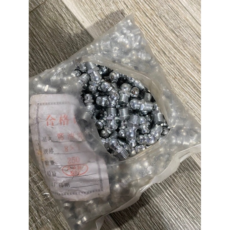 Sản phẩm gia đình làm: 250 cái đầu mỡ chếch phi 8