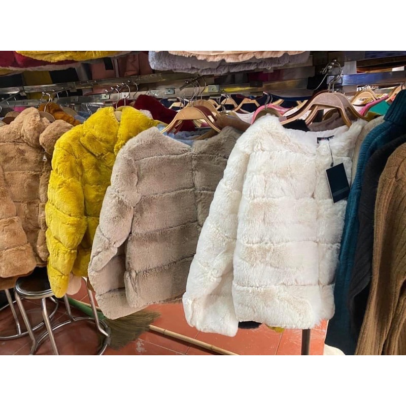 Áo khoác lông sẵn